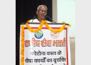 Dr. Krishna Gopaljee addresing the gathering