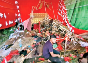 Islamists attacked puja pandals, Hindu houses in Noakhali; image of a damaged Durga Puja pandal