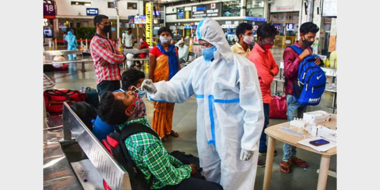 The Centre Expressed Concern as There Has Been a Drop of Testing in 13 States (Photo Credit: Tribune India)