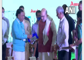 Union Minister Amit Shah At The Inauguration Of Milk Powder Plant (Photo Credit: ANI)