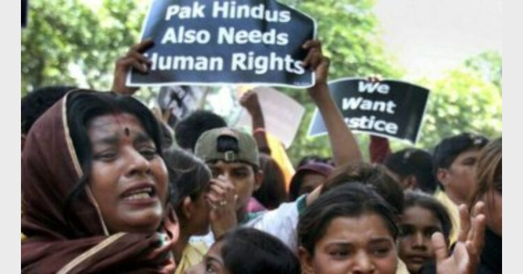 Hindus Protesting in Pakistan (Photo Credit: OpIndia)