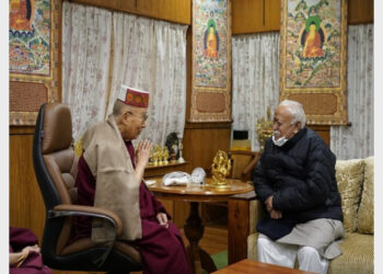 RSS Sarsanghchalak Mohan Bhagwat with Tibetan spiritual leader Dalai Lama in Dharamshala (Photo Credit: ANI)