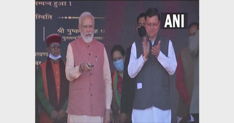 PM Modi and Uttarakhand CM Pushkar Singh Dhami in Dehradun (Photo Credit: ANI)
