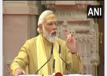PM Modi offered prayers at the Kashi Vishwanath Temple ahead of inaugurating phase 1 of the Kashi Vishwanath Dham project (Photo Credit: ANI)