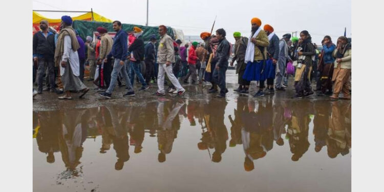 After center repealed the three farm laws, the farmers protesting at the Delhi's border have decided to call off the protest (File)