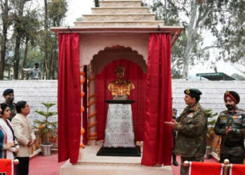 Kargil war hero Capt Vikram Batra’s bust unveiled by his parents at Palampur Military Station