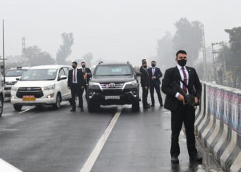 Prime Minister Narendra Modi's convoy was stuck for 15-20 minutes due to a road blockade in Punjab's Ferozepur (File)