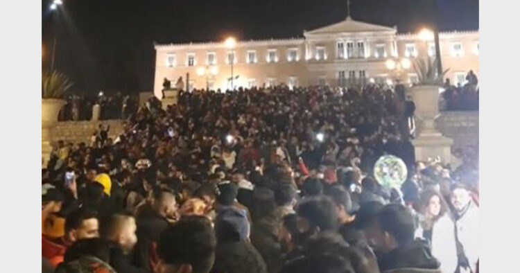 Pakistanis flooded Syntagma Square in central Athens on New Year's Eve amid ban on gatherings (File)
