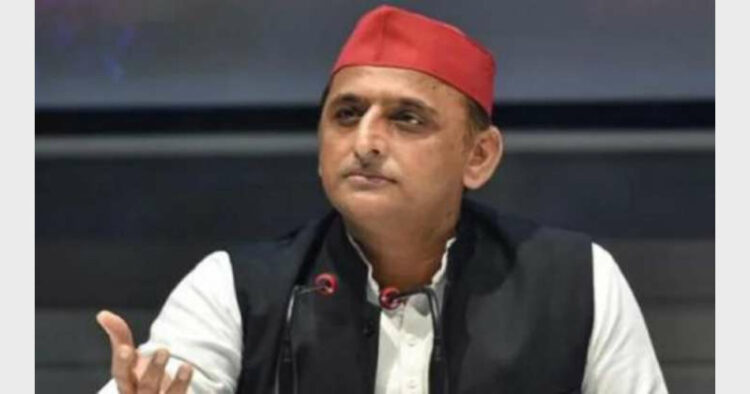 Chief Minister Akhilesh Yadav shunted the 1997-batch IAS officer when he sent a letter calling for a meeting to discuss the reconstruction of Ram Temple in Ayodhya on lines of Somnath Temple and alter suspended him ( Photo Credit: India Tv News)