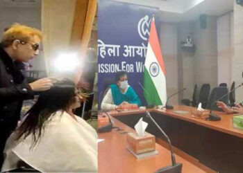 Jawed Habib appeared before NCW and submitted a written apology for spitting on the head of the lady whose hair he was working on (File)