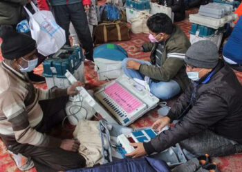 The vital third phase polling covers 59 assembly constituencies spread across 16 districts (Photo Credit: PTI)