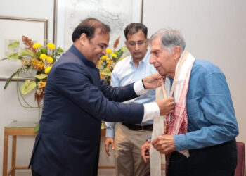 Assam CM Himanta Biswa Sarma conferring Ratan Naval Tata with 'Assam Baibhav' award