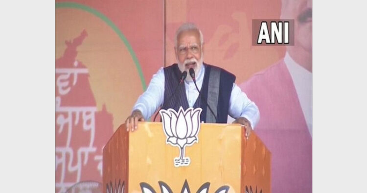 PM Modi addressing in a rally in Pathankot (Photo Credit: ANI)