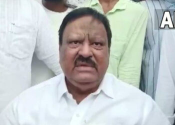 Congress leader Mukarram Khan threatened in a viral video saying those students opposing wearing the hijab will be chopped to pieces (Photo Credit: ANI)