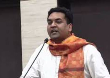 BJP leader Kapil Mishra has gone to Jharkhand to meet the family of 17-year-old Rupesh Pandey, who was lynched by a Muslim mob for participating in Saraswati visarjan (Photo Credit: OpIndia)