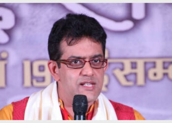 Delhi High Court restrained some academicians and journalists from publishing any defamatory material against historian Dr Vikram Sampath