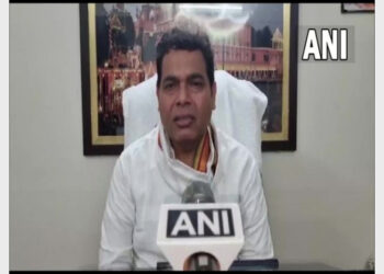 BJP leader Shrikant Sharma speaking to ANI (Photo Credit: ANI)