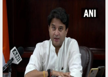 Union Minister Scindia speaking to ANI (Photo Credit: ANI)