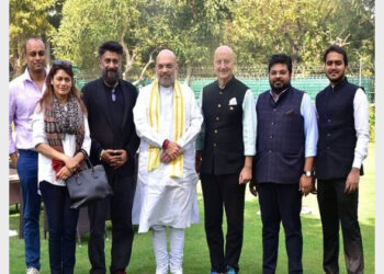 Union Home Minister Amit Shah with The Kashmir Files team (Photo Credit: ANI)