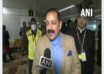 Union Minister Jitendra Singh speaking to ANI at Delhi Airport (Photo Credit: ANI)