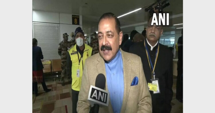 Union Minister Jitendra Singh speaking to ANI at Delhi Airport (Photo Credit: ANI)