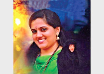 O Sruthi who belonged to an orthodox Hindu family converted to Islam after getting attracted to the religiosity of that religion. After realising her folly, she reverted to Sanatan Dharma