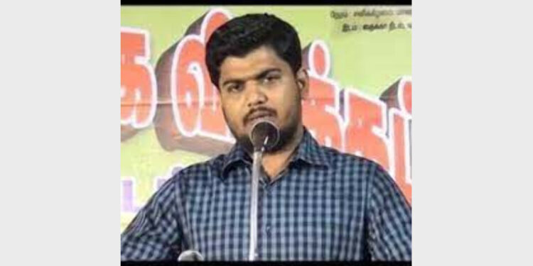 Kovai Rahmathullah challenged High court and Supreme court judges for the consequences of the hijab judgments on a public platform (Photo Credit: Facebook)
