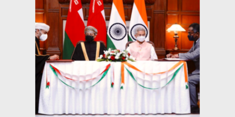 Indian and Oman signing MoU in the presence of Oman's Foreign Minister, Sayyid Badr Hamad Hamood Al Busaidi and External Affairs Minister Dr S Jaishankar (Photo Credit: The Economic Times)