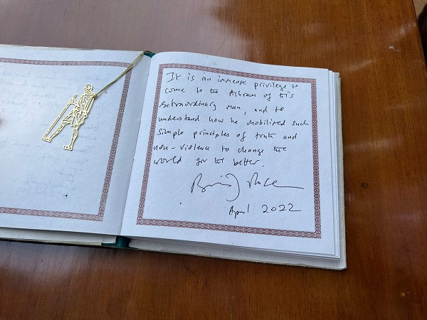 Boris Johnson's message in the visitor's book at the Sabarmati Ashram (Photo Source: ANI)