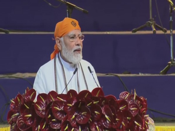 Prime Minister Narendra Modi addressing on the occasion of the 400th Parkash Purab celebrations of Guru Tegh Bahadur at Red Fort (Photo Source: ANI)