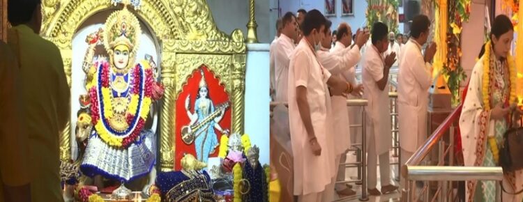 Devotees at New Delhi's Jhandewalan temple on the first day of Chaitra Navratri (Photo Source: ANI)