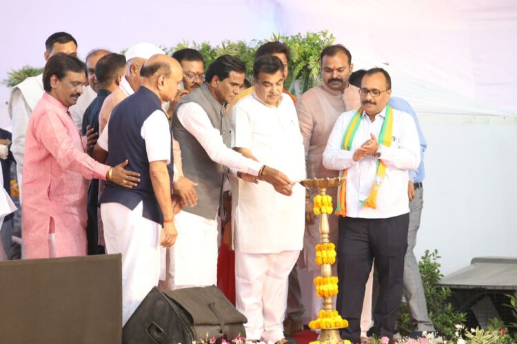 Union Road Transport and Highways Minister Nitin Gadkari inaugurating seven National Highway Projects in the Aurangabad region of Maharashtra (Photo Source: Twitter/Nitin Gadkari)