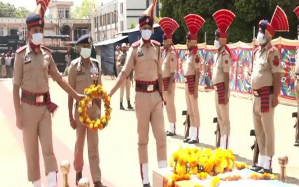Wreath-laying ceremony of CISF personnel ASI SP Patel (Photo Source: ANI)