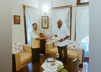 Former Sri Lanka cricketer Sanath Jayasuriya with Indian High Commissioner of Sri Lanka Gopal Baglay (Photo Souce: Twitter)