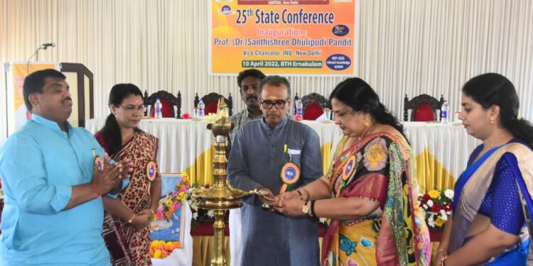 Prof. Shantishree Dhulipudi lits the traditional lamp to inaugurate the conference (Picture Credit: Jayaram Janmabhumi )