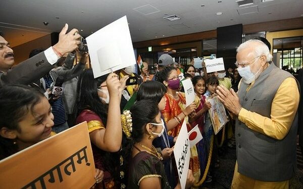 Prime Minister Narendra Modi interacting with Indian diaspora at the Hotel New Otani, Tokyo (Photo Source: ANI)