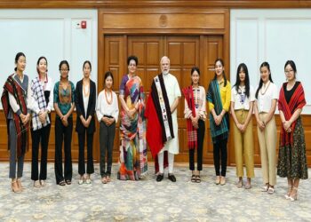 Prime Minister Narendra Modi with a delegation of women students from Nagaland (Photo Source: ANI)