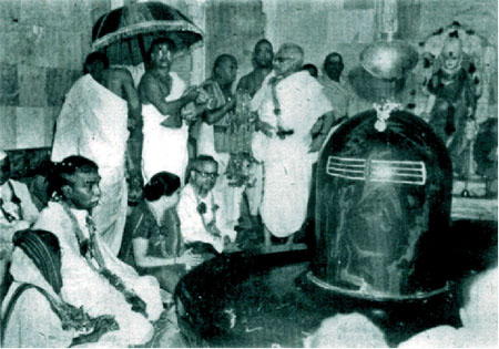 Bharat's first Prime Minister Nehru opposed President Rajendra Prasad's decision to attend the installation ceremony of Somnath Temple’s Shiv Linga, that took place on May 11, 1951