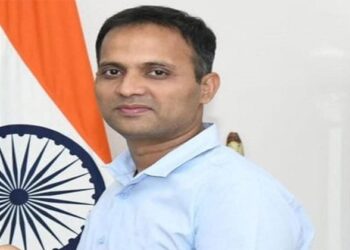 Gujarat IAS officer Nitin Sangwan. Photo: Twitter/@nitinsangwan