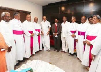 Bishops from Tamil Evangelical Lutheran Church thanking DMK chief and Tamil Nadu CM MK Stalin for making P Wilson a Rajya Sabha MP in 2019 (Source: Twitter)