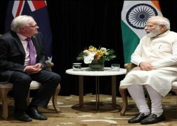 Nobel laureate Brian Paul Schmidt and PM Modi