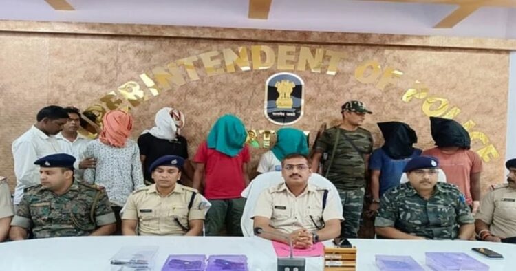 9 Maoist arrested in two separate operations in Jharkhand and Chhattisgarh
