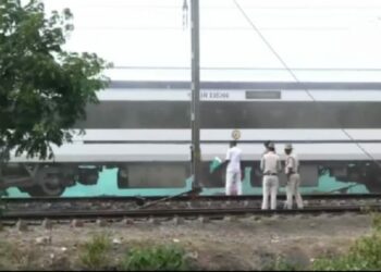 Howrah Vande Bharat Express crosses restored track in Balasore