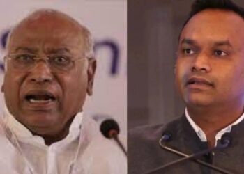 Congress President Mallikarjun Kharge and his son Priyank Kharge. Priyang is Minister for Information Technology and Biotechnology in Karnataka Government