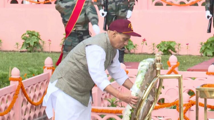 Union Defence Minister Rajnath Singh lays a wreath to pay homage to Kargil War martyrs on the occasion of Kargil Vijay Diwas, at War Memorial in Dras, Ladakh