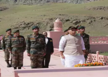 Defence Minister Rajnath Singh, paid homage to the fallen soldiers in the 1999 Kargil War