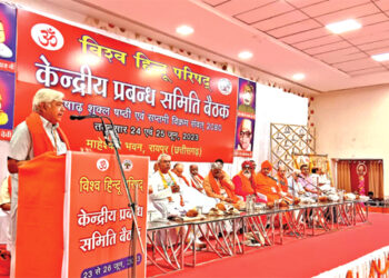 Alok Kumar, International Working President, VHP, addressing the Central Governing Council meet of VHP in Raipur, Chhattisgarh