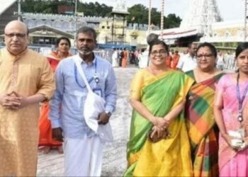 Scientists from ISRO at Tirupathi Venkatachalapathy Temple