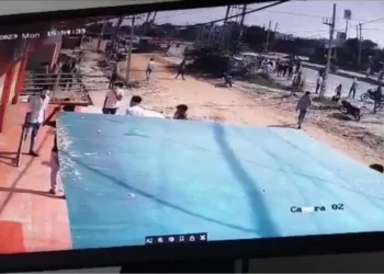 Visuals from the CCTV camera installed outside Alwar hospital where Islamists attacked Hindus after asking names (Dainik Jagran)