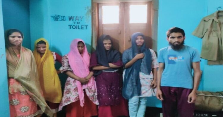 Bangladeshi trafficker Jamal arrested with 5 Rohingya women